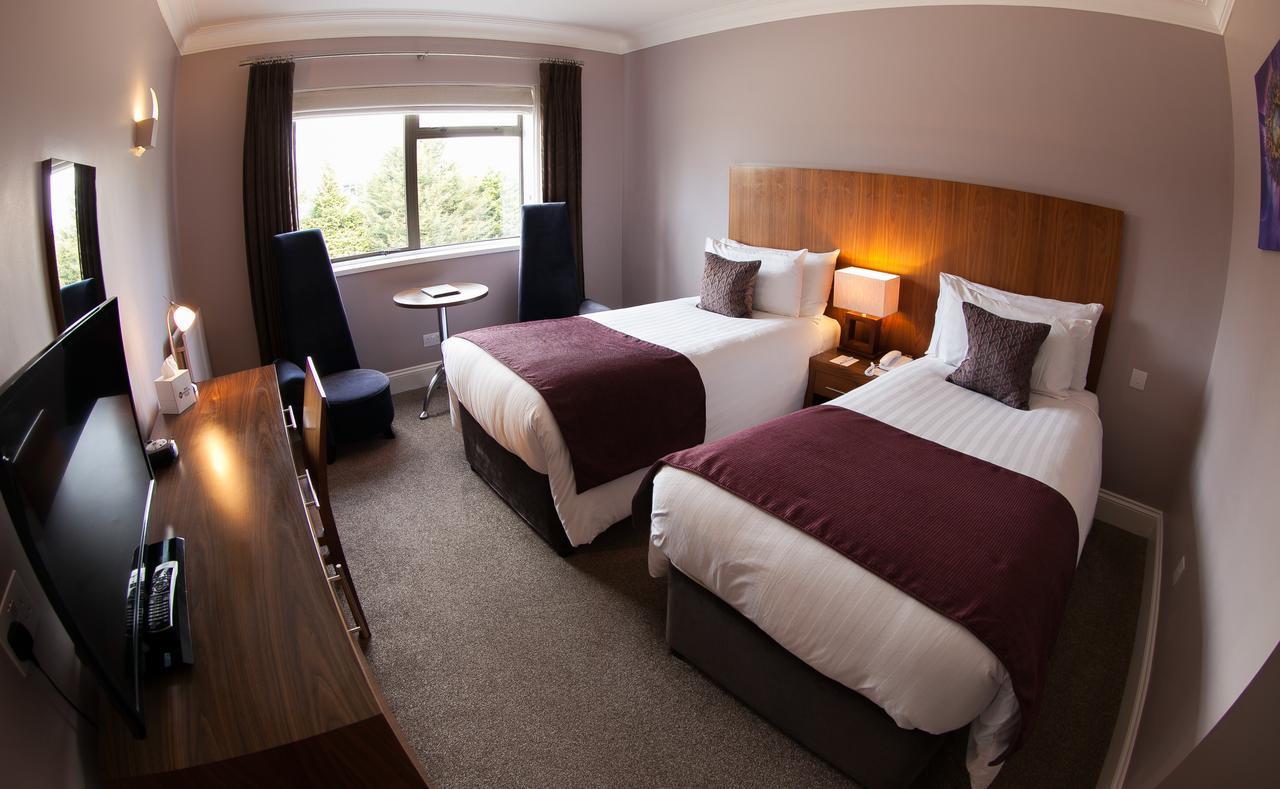 Best Western Plus Centurion Hotel ミッドサマー・ノートン エクステリア 写真